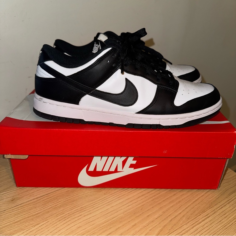 Nike Dunk Low Retro “Panda”